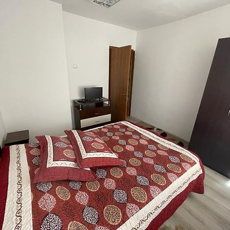 Apartament Mioritza 2B Хорезу Экстерьер фото